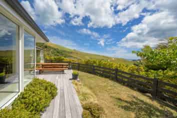 10 Bristol Lane, Atawhai