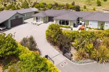 10 Bristol Lane, Atawhai