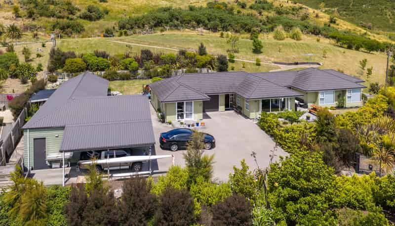 10 Bristol Lane, Atawhai