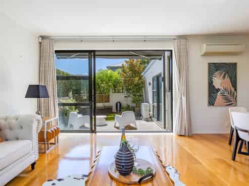 81 Bluegrey Avenue, Stonefields