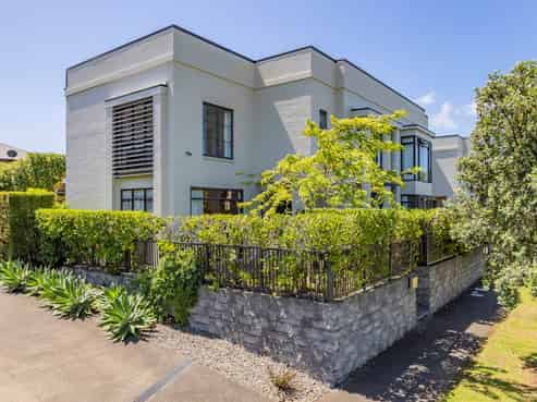 81 Bluegrey Avenue, Stonefields