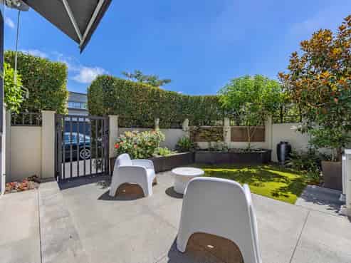 81 Bluegrey Avenue, Stonefields