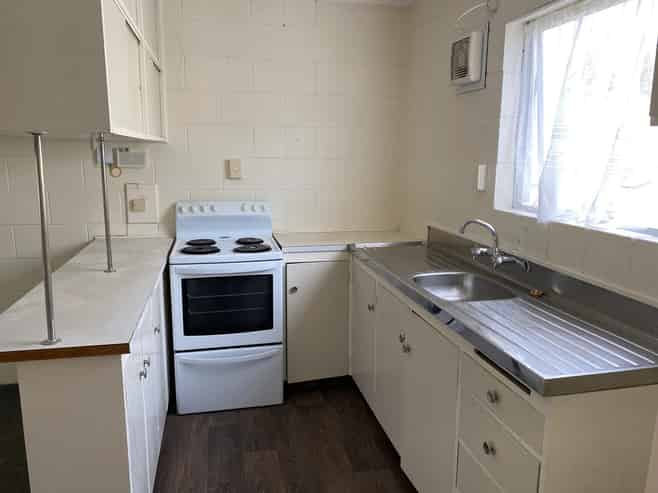 8/17 Opoia Road, Claudelands