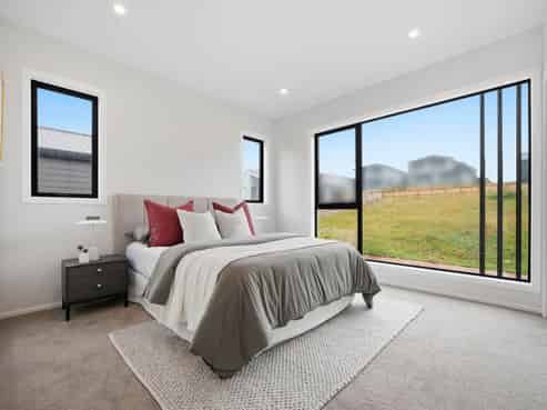 3 Makumaku Place, Long Bay