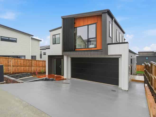 3 Makumaku Place, Long Bay