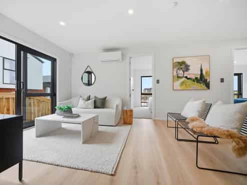 3 Makumaku Place, Long Bay