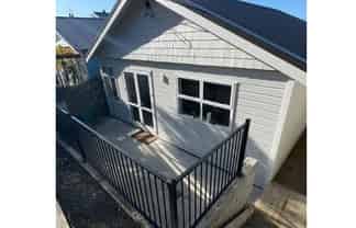 a/305 Adelaide Road, Newtown