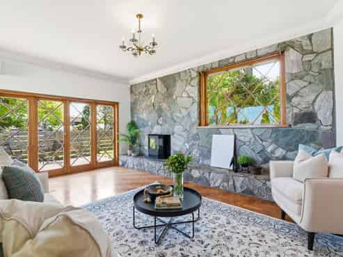 82 Parsons Street, Springvale