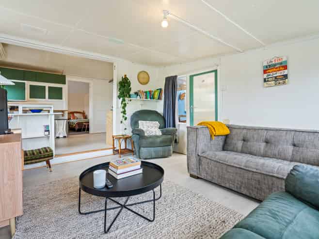 71 Thomas Street, Waikouaiti