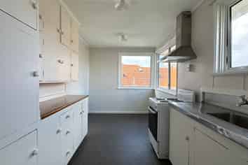 4 Caen Road, Panmure