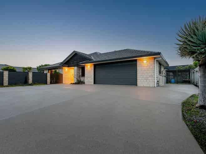 41 Consort Close, Paraparaumu Beach