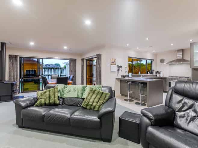 41 Consort Close, Paraparaumu Beach