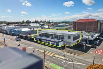 ICONIC BUILDING - OUTSTANDING OPPORTUNITY