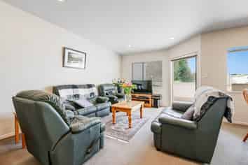 55 Palmgreen Court, Stanmore Bay