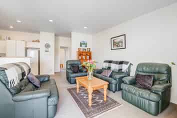 55 Palmgreen Court, Stanmore Bay