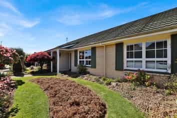 45 Churchill Avenue, Allenton