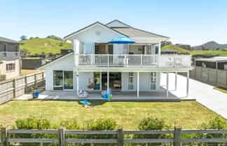 3 Christie Close, Pataua North