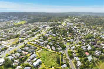 889 East Coast Road, Northcross