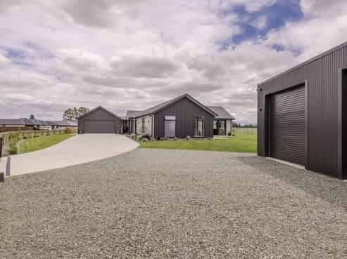 14 Kersey Avenue, Darfield