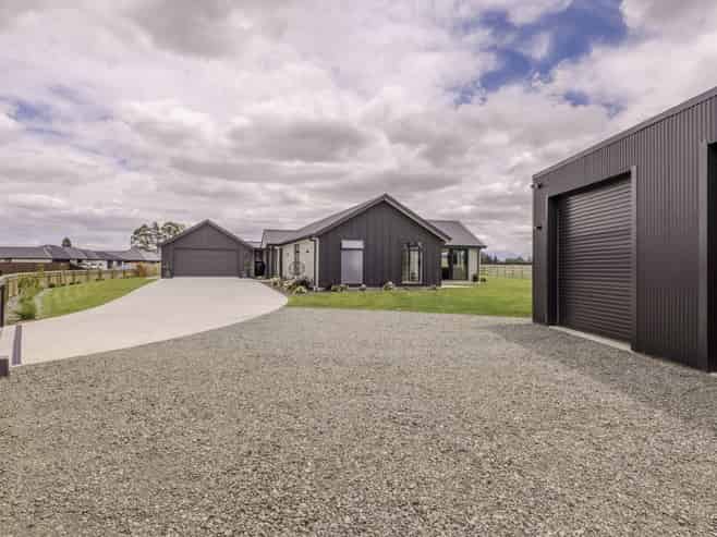 14 Kersey Avenue, Darfield