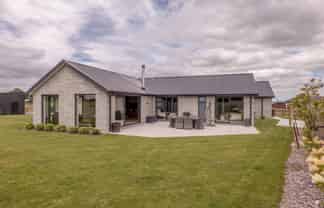 14 Kersey Avenue, Darfield