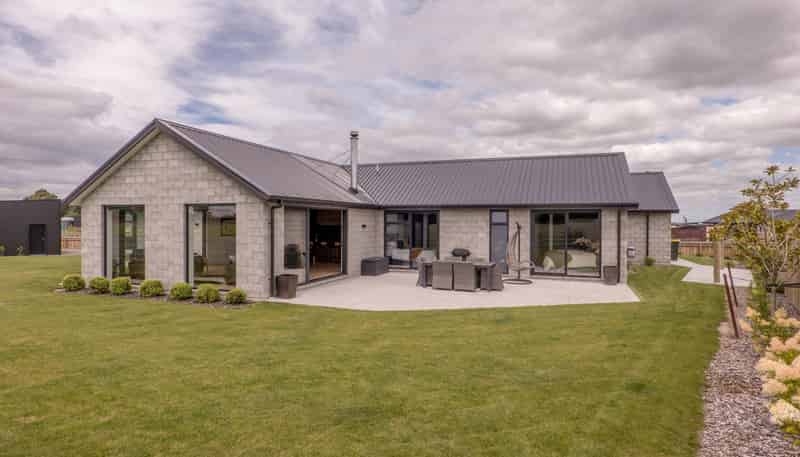 14 Kersey Avenue, Darfield