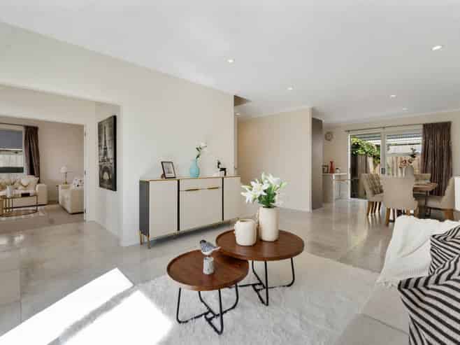 35 Mackay Drive, Greenhithe