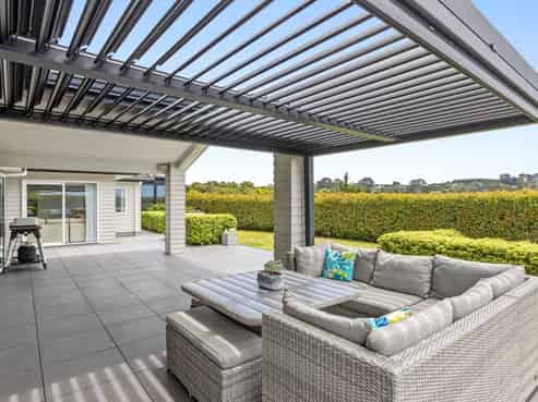 60 Roberts Road, Matakatia