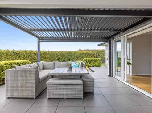 60 Roberts Road, Matakatia
