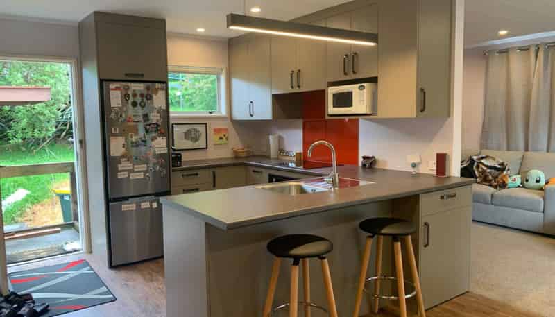 1/6 Waterloo Place, Westown