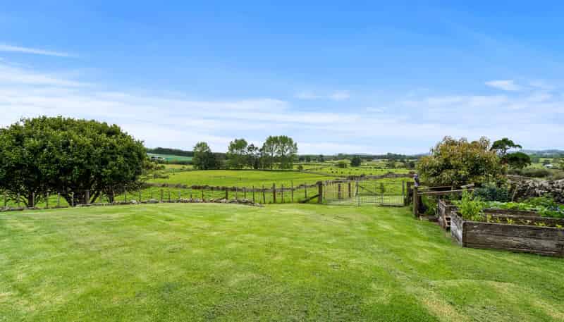 54 Tatton Road, Maungatapere