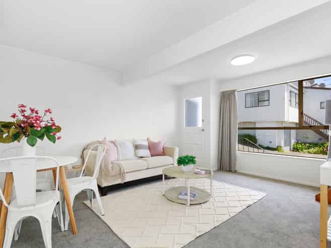 1/29 Main Road, Tawa