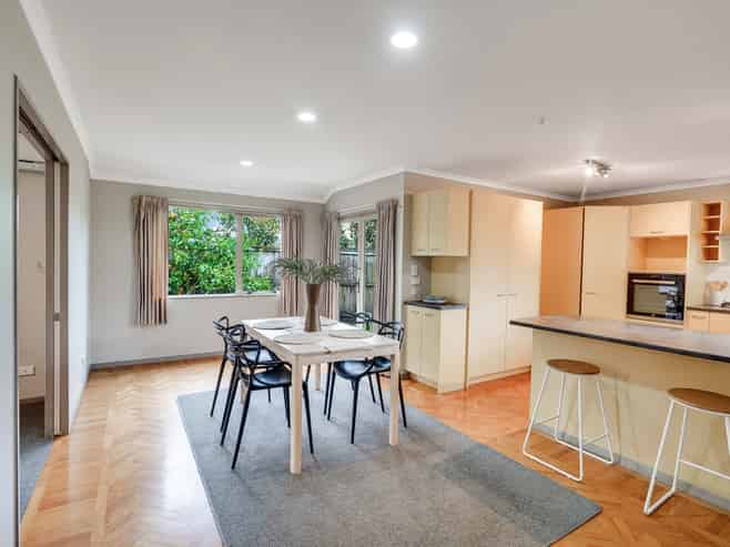 66 Bouverie Crescent, Flagstaff