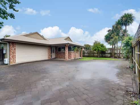 66 Bouverie Crescent, Flagstaff