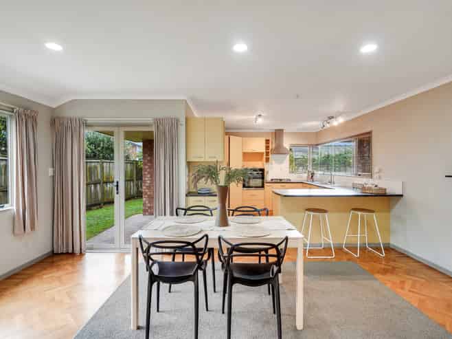 66 Bouverie Crescent, Flagstaff