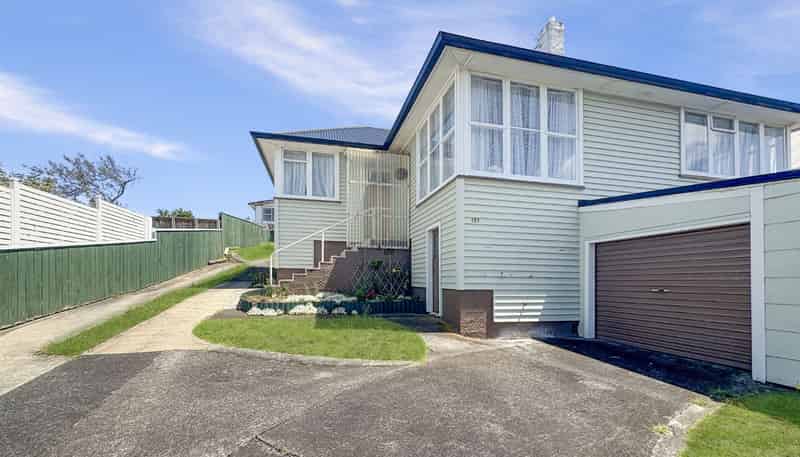 109 Carlton Avenue, Tawhero