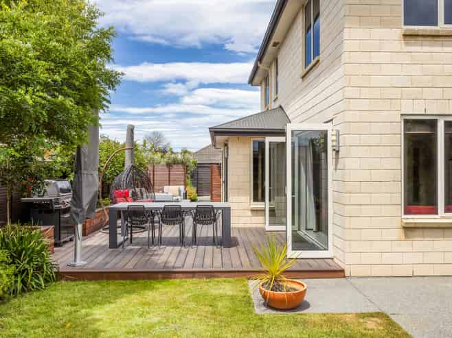 17 Westpark Drive, Burnside