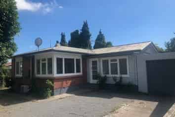 1B Steeles Lane, Western Heights