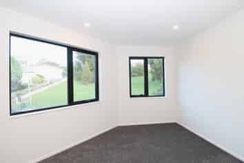 7A Spears Place, Botany Downs