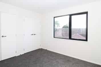 7B Spears Place, Botany Downs