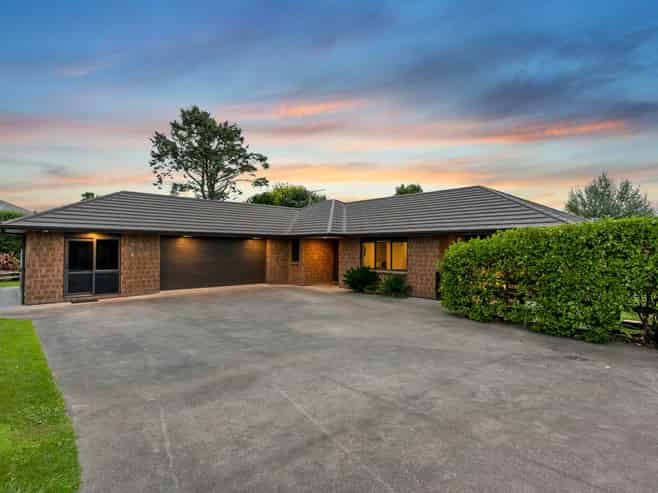 4 Armstrong Way, Waiuku