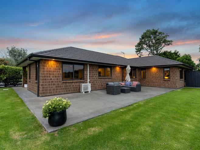 4 Armstrong Way, Waiuku