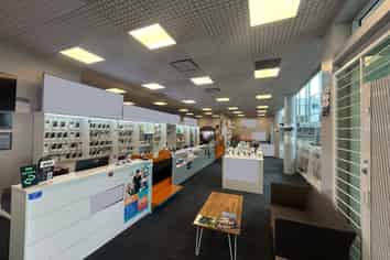 High‑Exposure Retail Opportunity