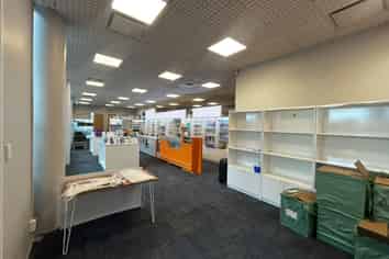 High‑Exposure Retail Opportunity