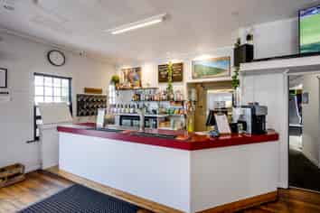 Established Pub, Restaurant & Gaming – Meeanee, Napier