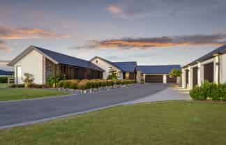 117 Verdeco Boulevard, Lincoln