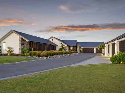 117 Verdeco Boulevard, Lincoln