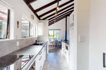 1/148 Winara Avenue, Waikanae