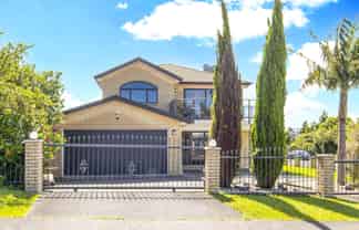 12 Bonny Crescent, Westgate