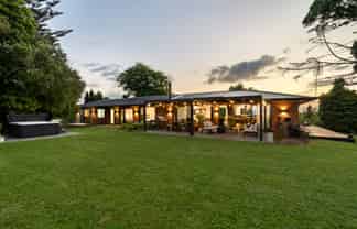 354 Whitford Road, Whitford